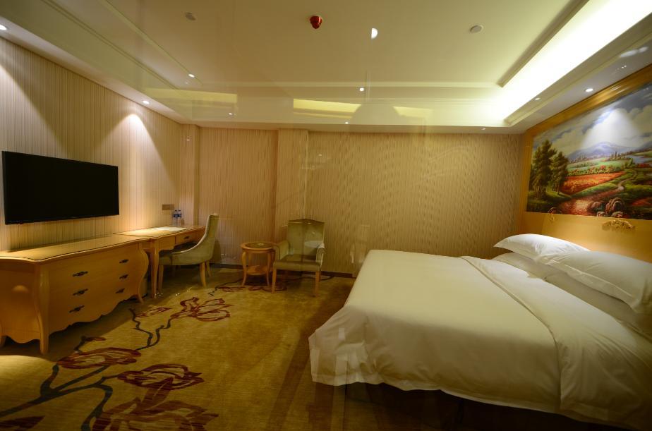Vienna International Hotel Shajing Heyi Branch Šen-čen Exteriér fotografie