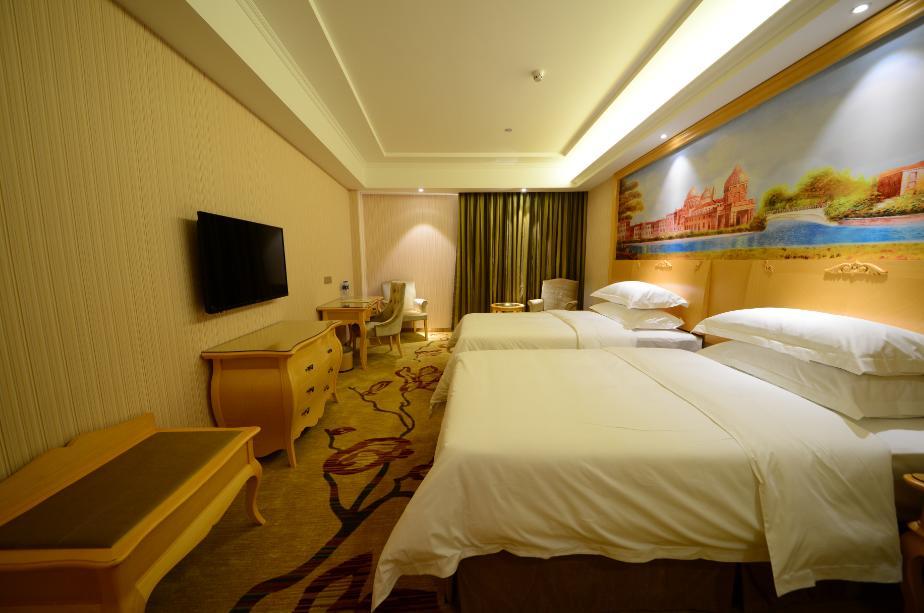 Vienna International Hotel Shajing Heyi Branch Šen-čen Exteriér fotografie