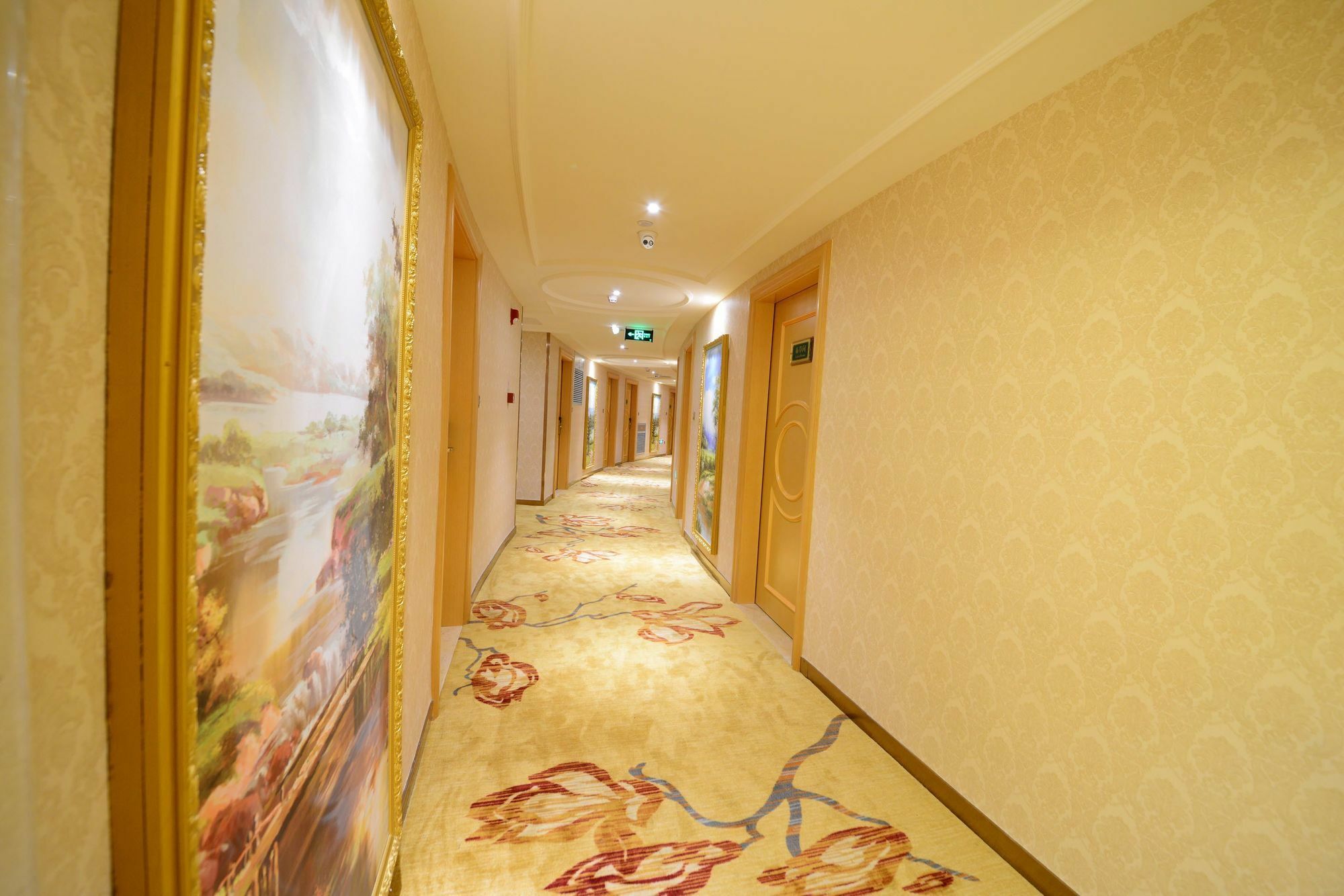 Vienna International Hotel Shajing Heyi Branch Šen-čen Exteriér fotografie